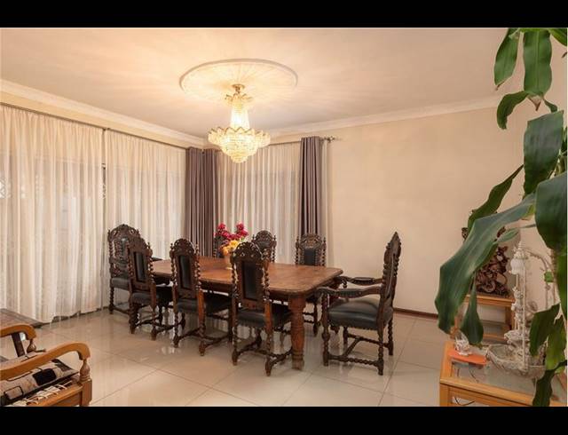 5 BEDROOM HOUSE FOR SALE IN BASSONIA